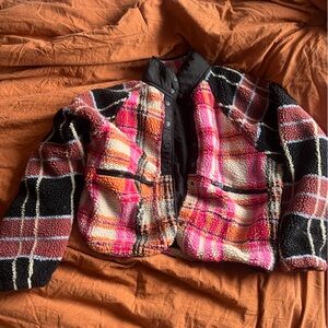 Free people movement size small puffy fleece jacket